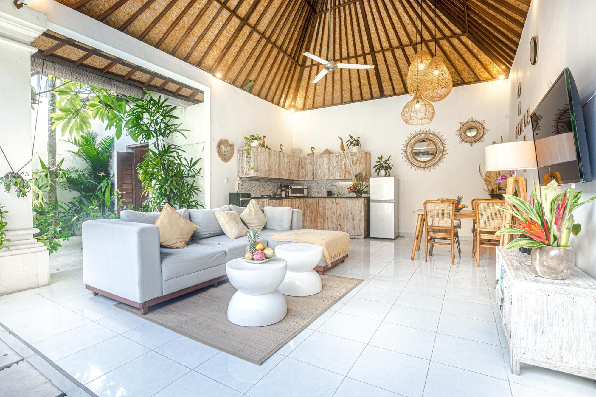 Deba I By Bali Solutions Seminyak